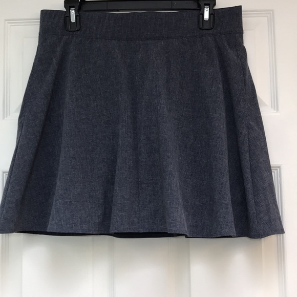 T by Talbots Blue Nylon Skort-Size M - Picture 1 of 6